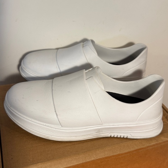 White nurse clogs - Picture 3 of 8